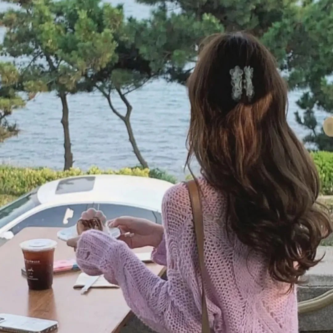 与鲨鱼游弋