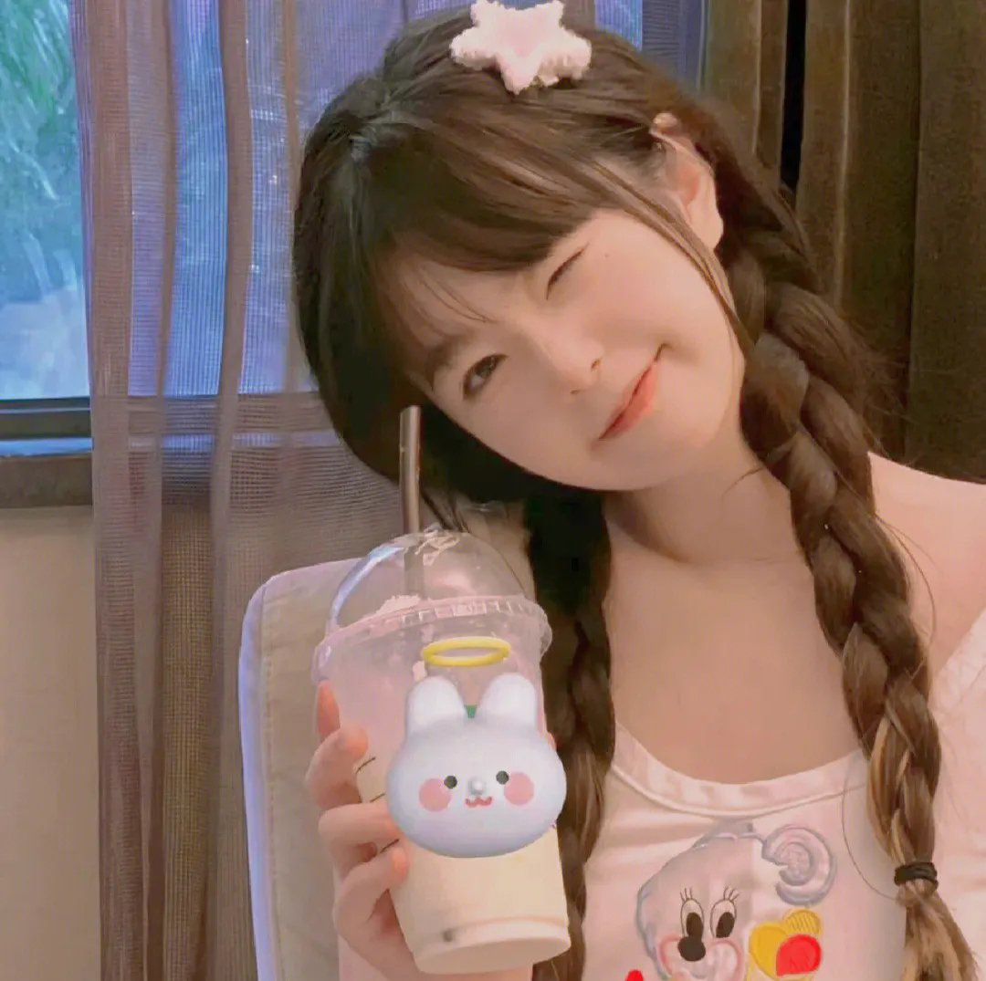 春曲丽影
